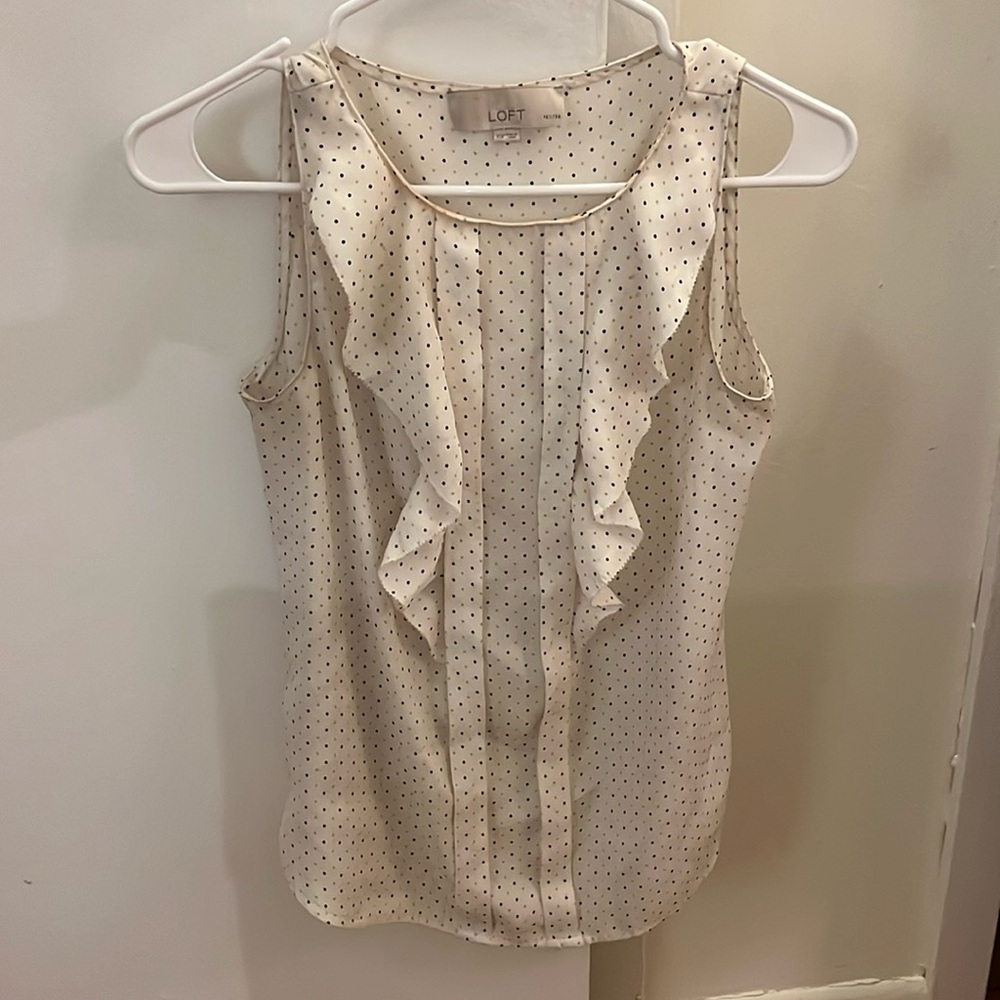 Loft polka dot white sleeveless blouse XS Petite